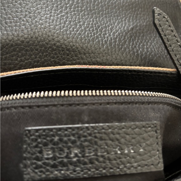 Burberry - Picture 3 of 6